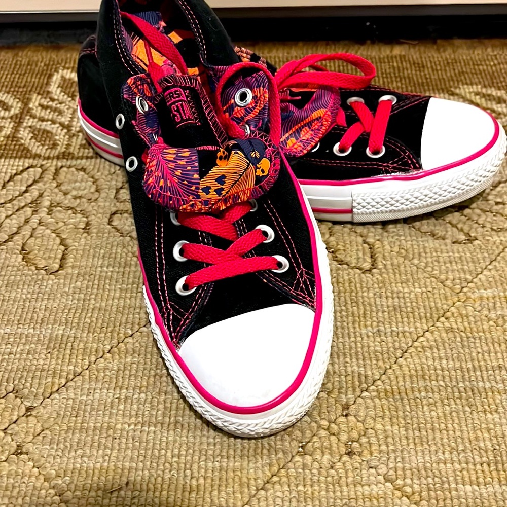 Converse: black and hot pink with designed tongue Size:9